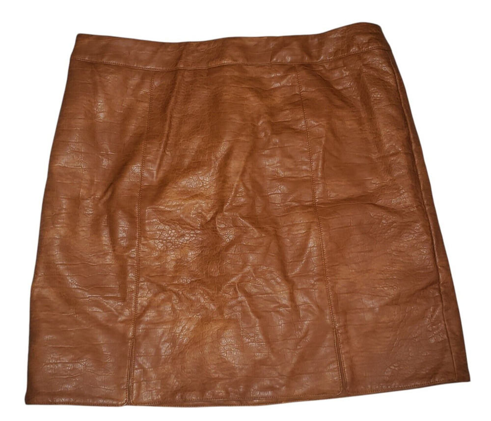 LoveRiche Dark Caramel Faux Leather Mini Skirt L NWT Downtown Girl Y2K Grunge